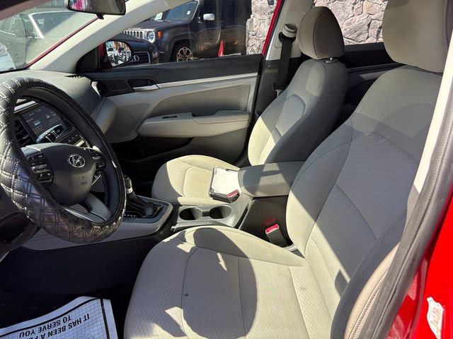 Used 2020 Hyundai Elantra SEL image 14