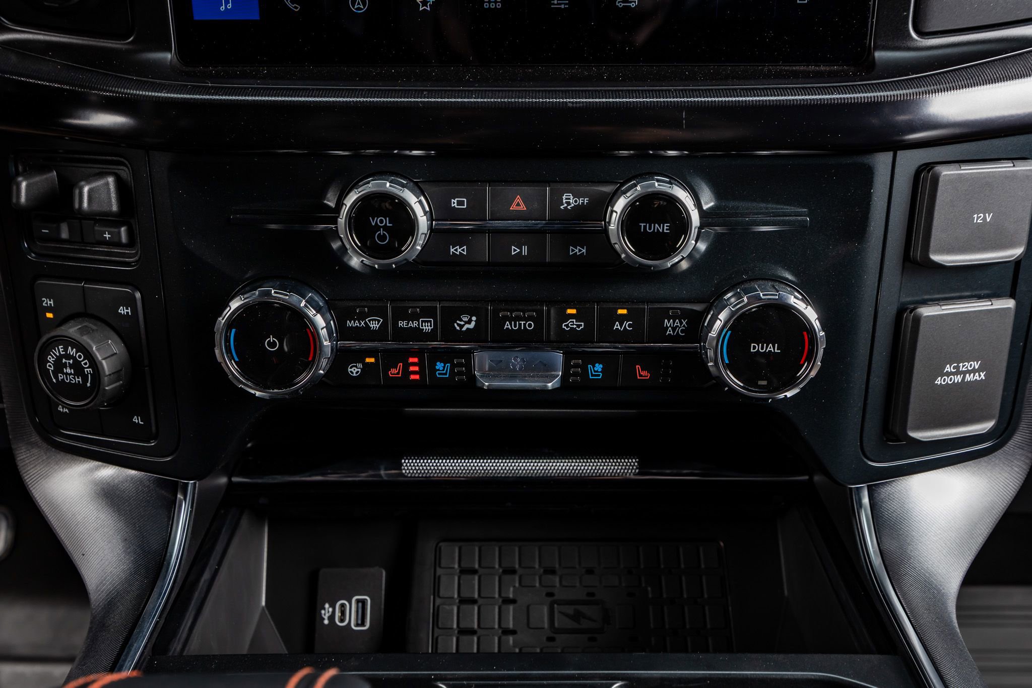 Used 2025 Ford F150 Raptor w/ Equipment Group 803A Raptor R image 27