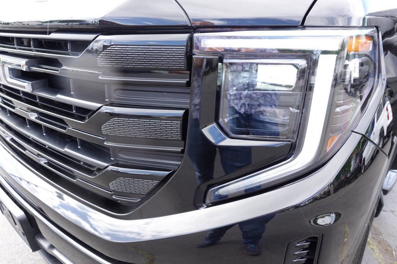 Used 2023 GMC Sierra 1500 Elevation w/ LPO, Elevation Black Package AWD/4WD image 57