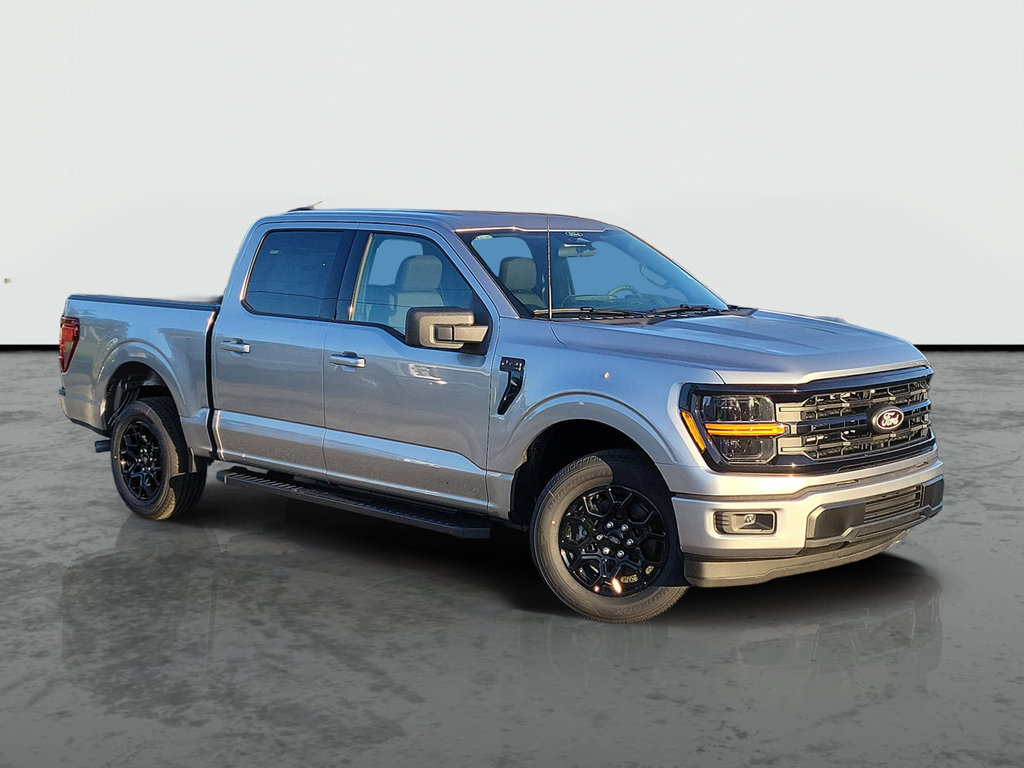 New 2026 Ford F150 XLT w/ XLT Black Appearance Package