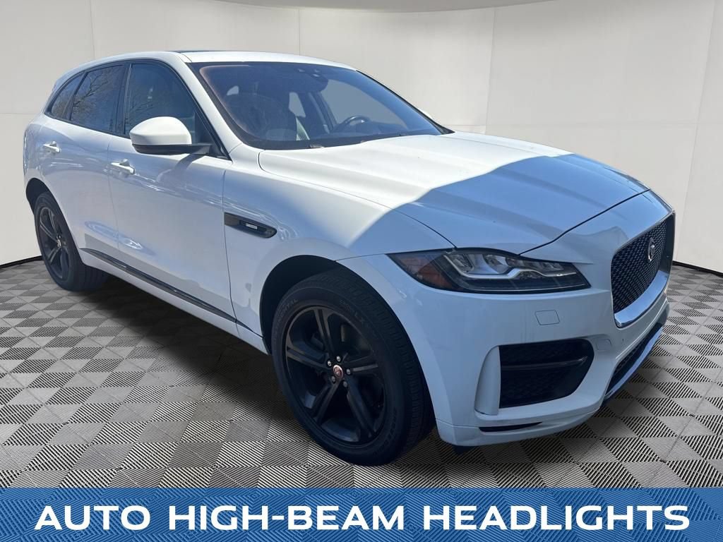 Used 2017 Jaguar F-PACE R-Sport AWD/4WD image 6