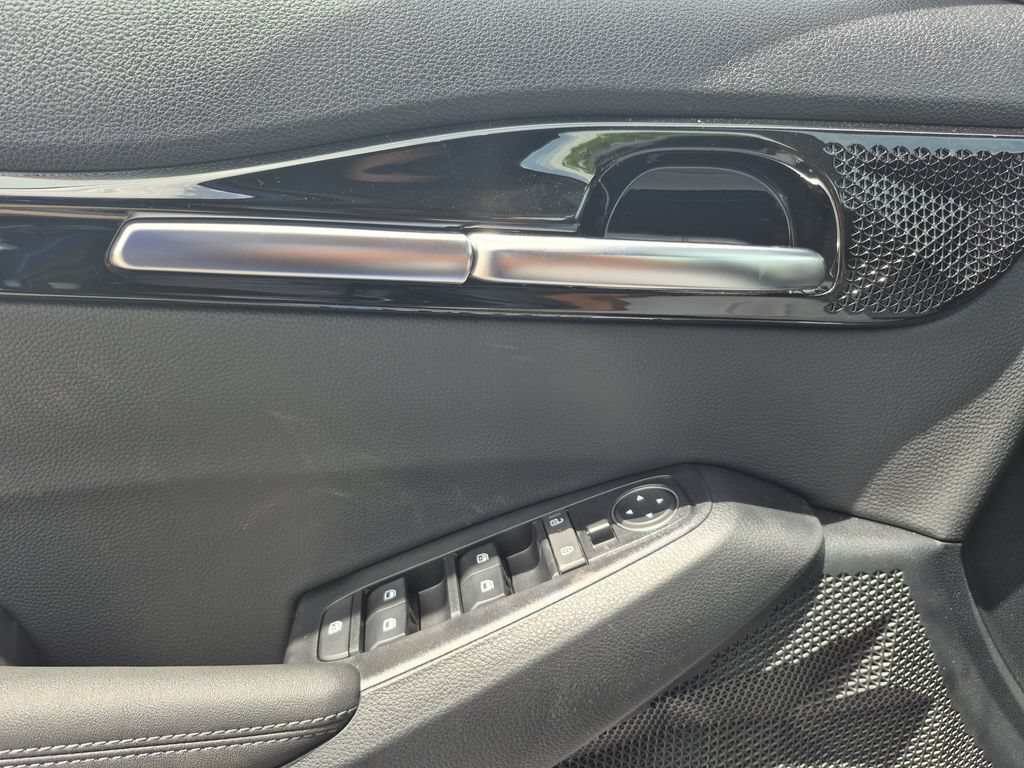New 2026 Kia Seltos S AWD/4WD image 7