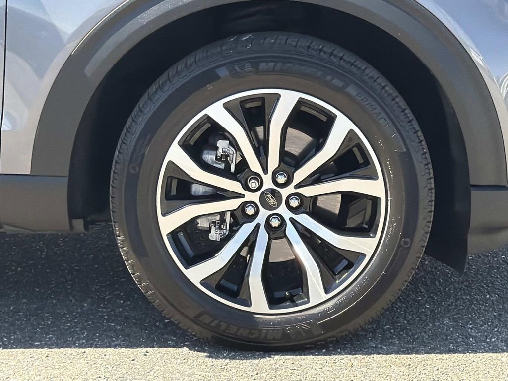 Certified 2022 Ford Explorer ST-Line w/ Class IV Trailer Tow Package image 31