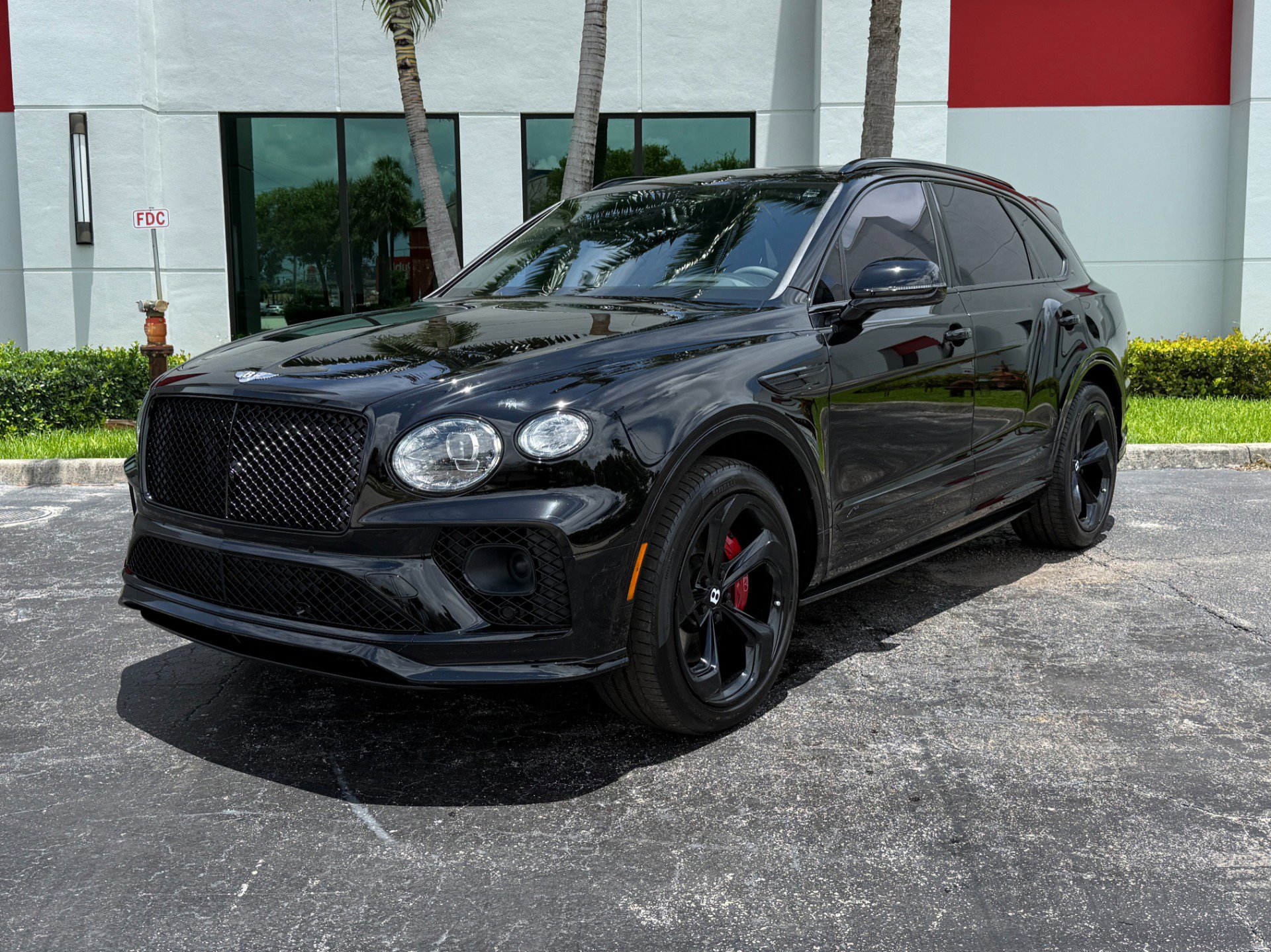 Used 2022 Bentley Bentayga AWD/4WD image 9