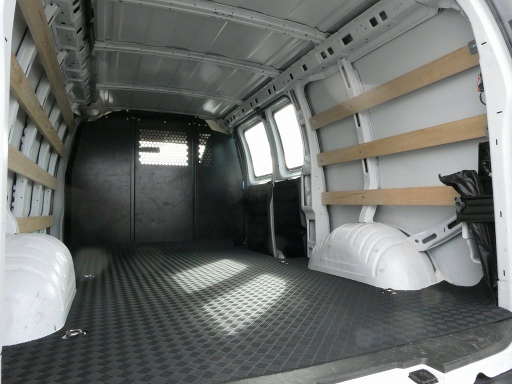 Used 2024 Chevrolet Express 2500 w/ Driver Convenience Package image 27