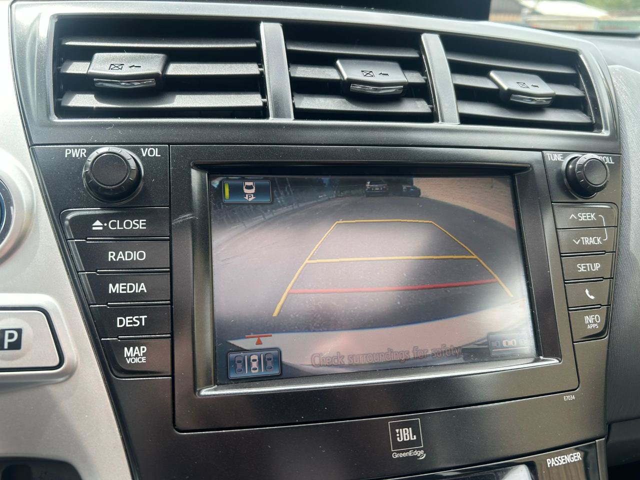 Used 2012 Toyota Prius V Five FWD image 17