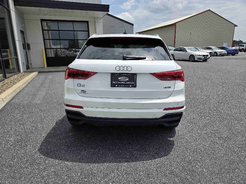Used 2023 Audi Q3 2.0T Premium image 4