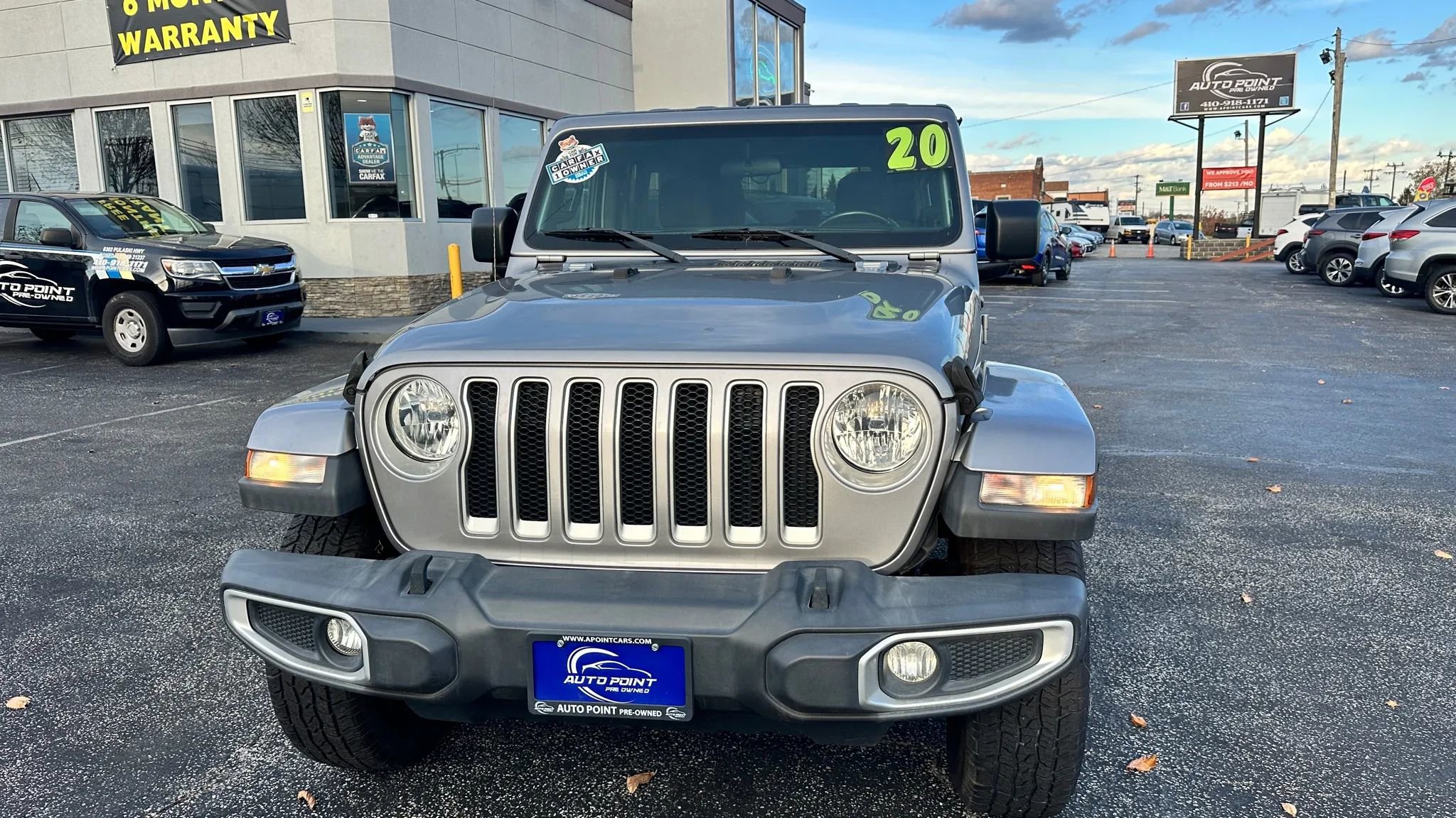 Used 2020 Jeep Wrangler Unlimited Sahara image 2