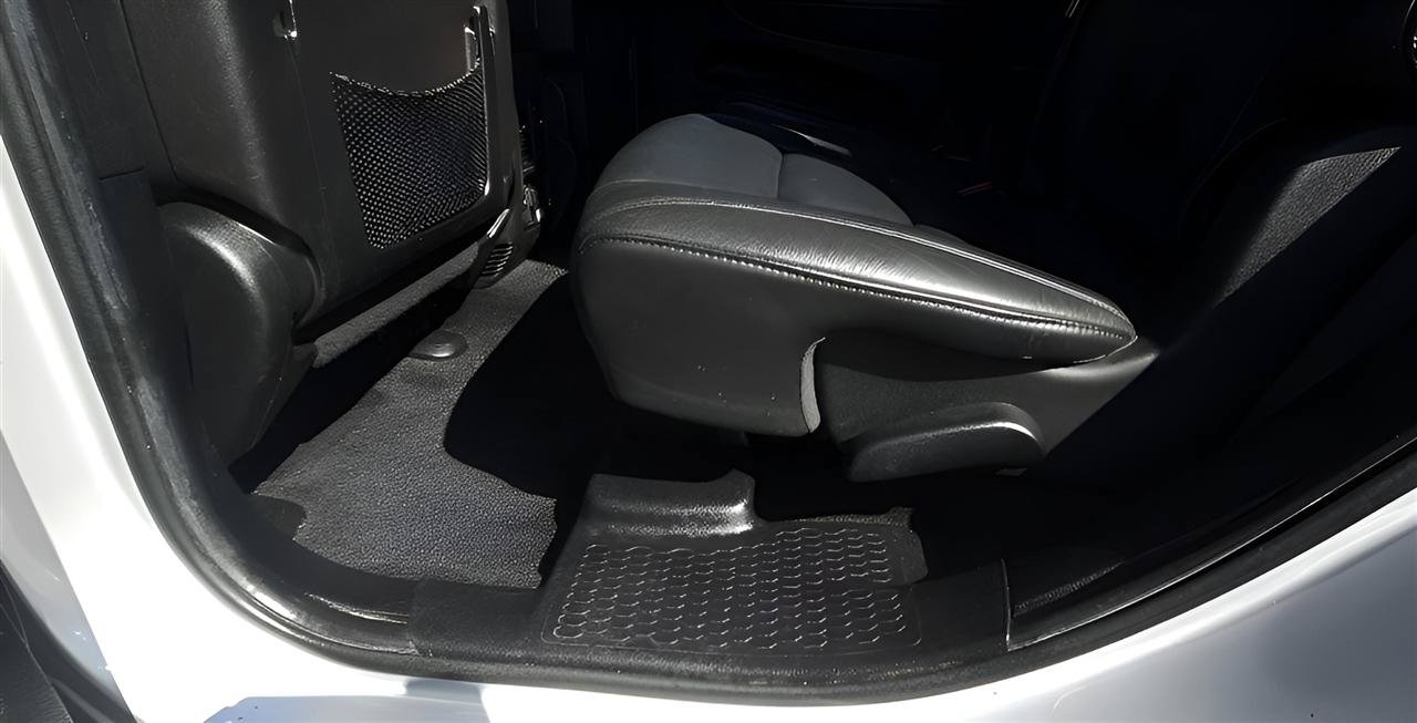 Used 2012 Dodge Durango Crew w/ Leather Interior Group AWD/4WD image 22