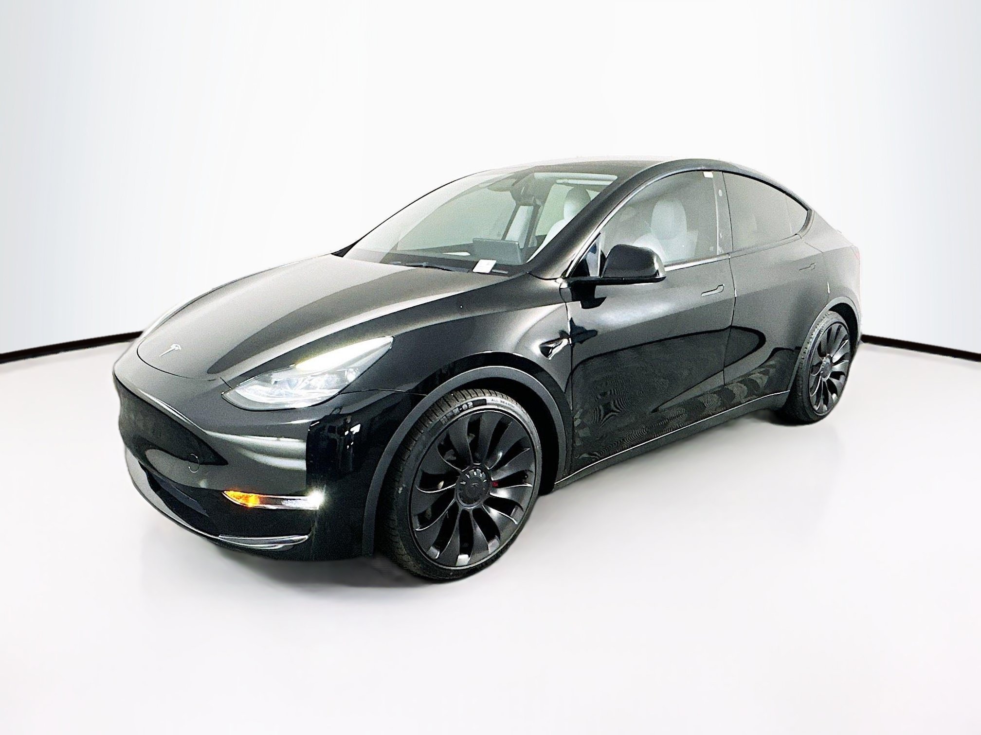 Used 2023 Tesla Model Y Long Range AWD/4WD image 3