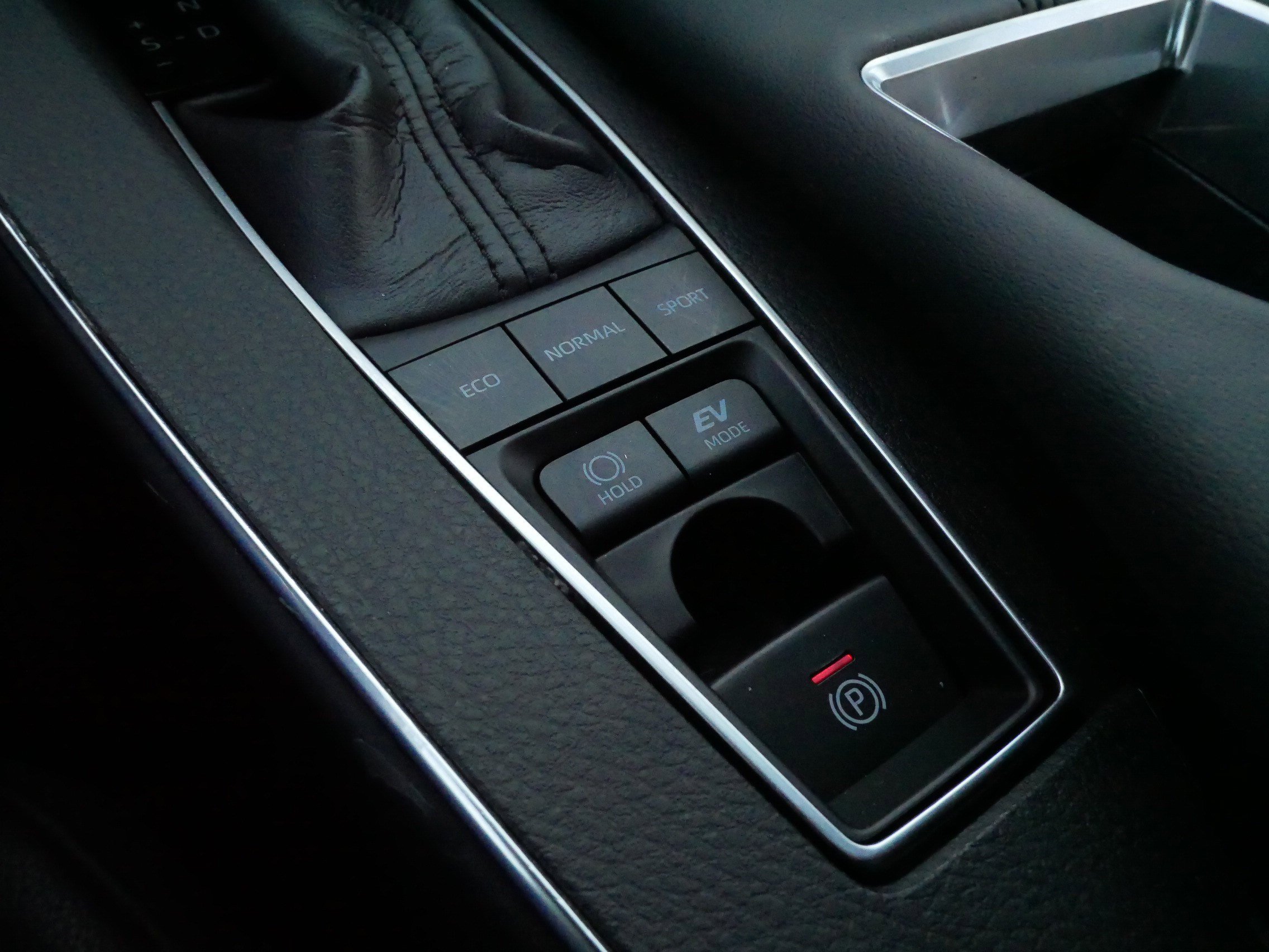 Certified 2020 Toyota Avalon XLE image 29