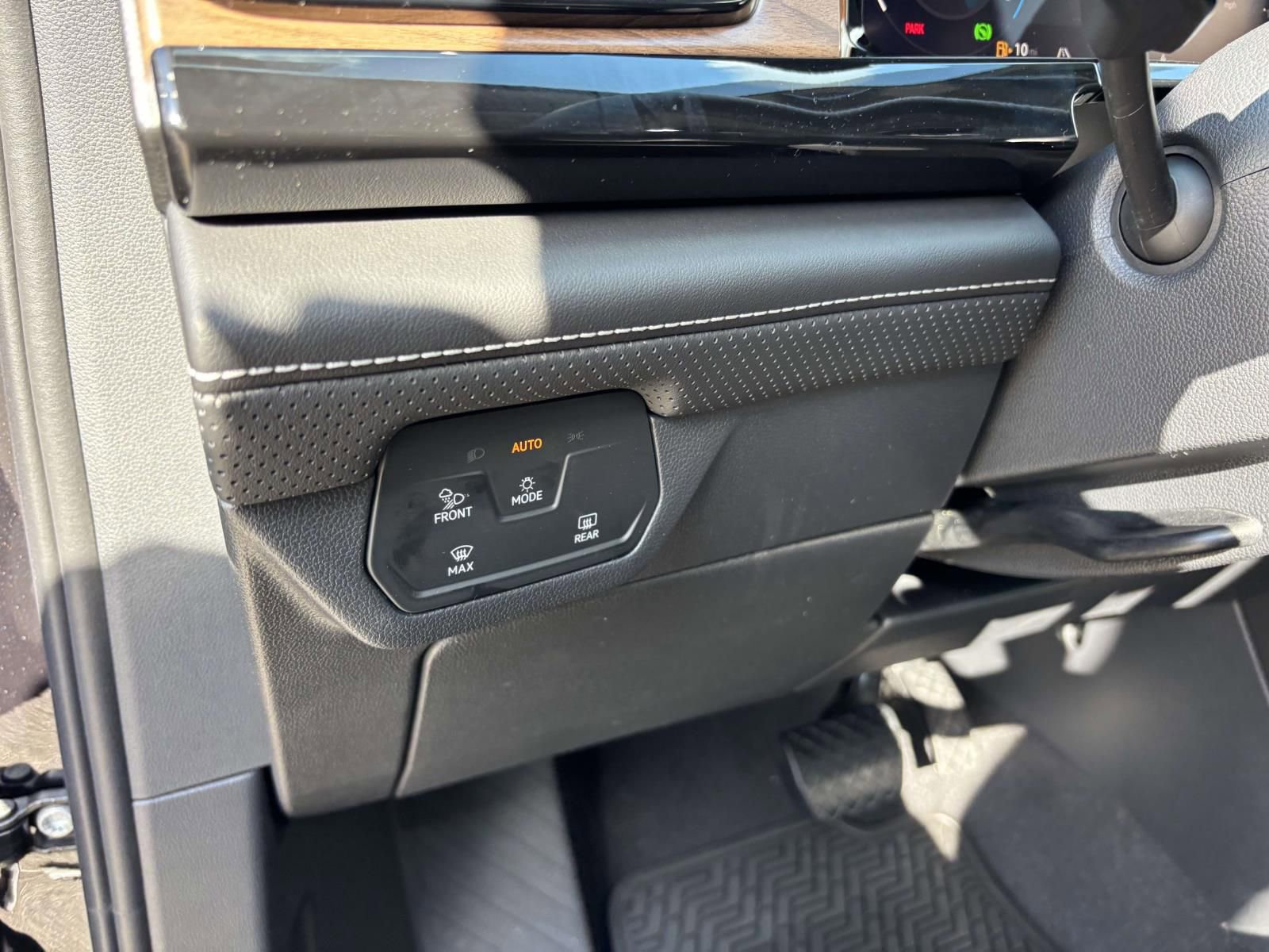 New 2026 Volkswagen Atlas SE image 15