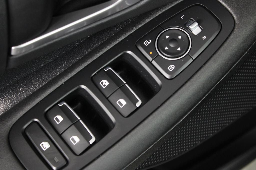 Certified 2025 Hyundai Sonata SE image 22