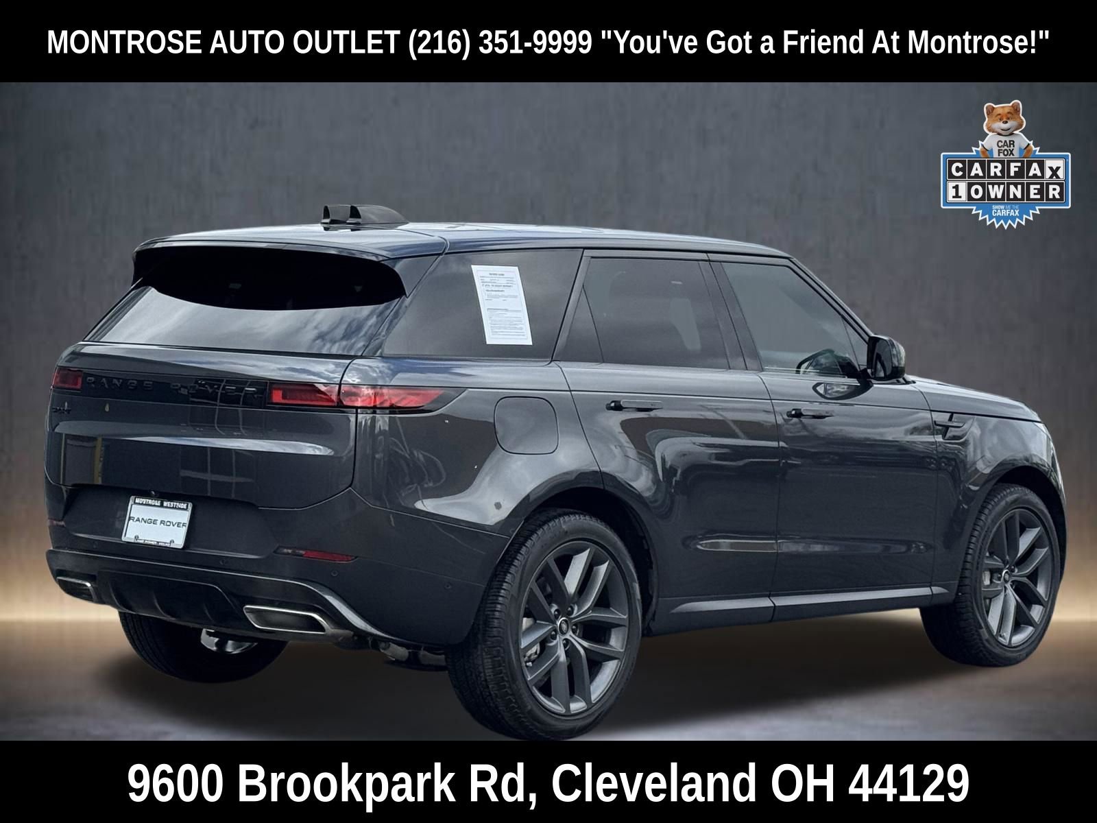 Used 2025 Land Rover Range Rover Sport SE image 4