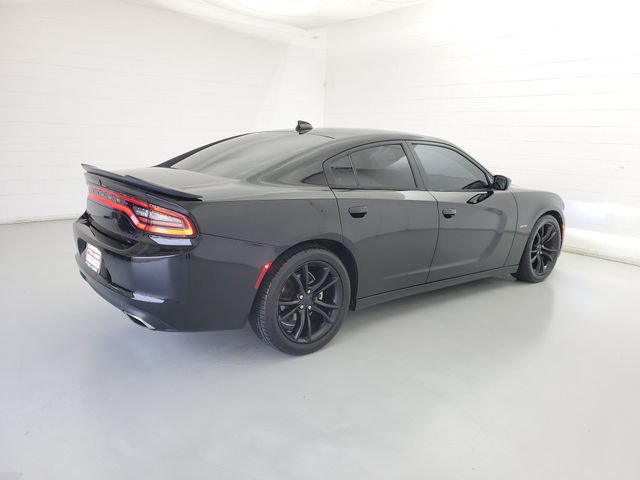Used 2016 Dodge Charger R/T w/ Navigation & Travel Group RWD image 5