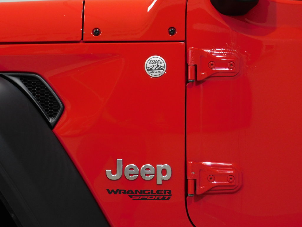 Used 2019 Jeep Wrangler Sport w/ Quick Order Package 23S AWD/4WD image 17