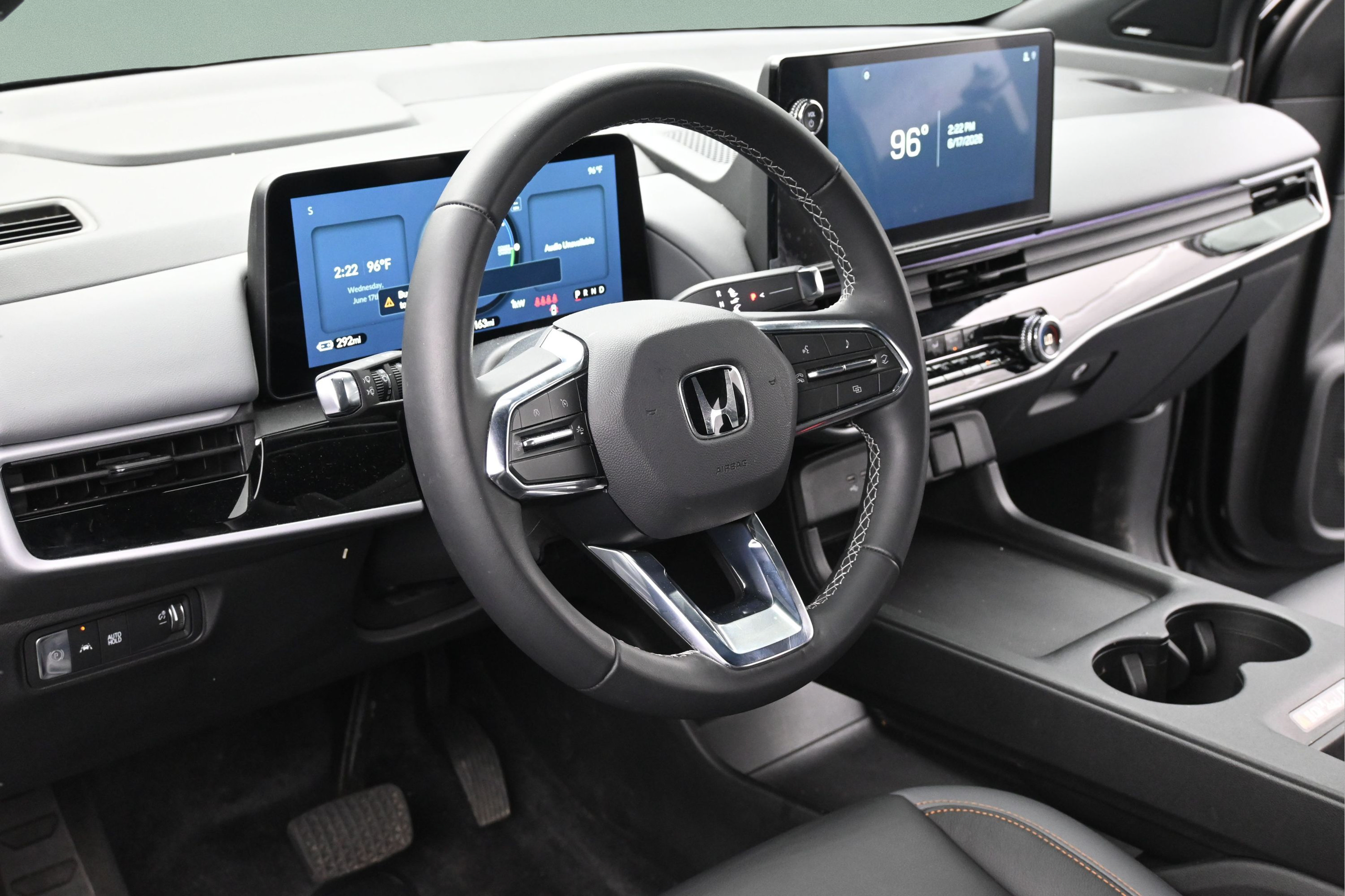 Used 2025 Honda Prologue Touring image 12