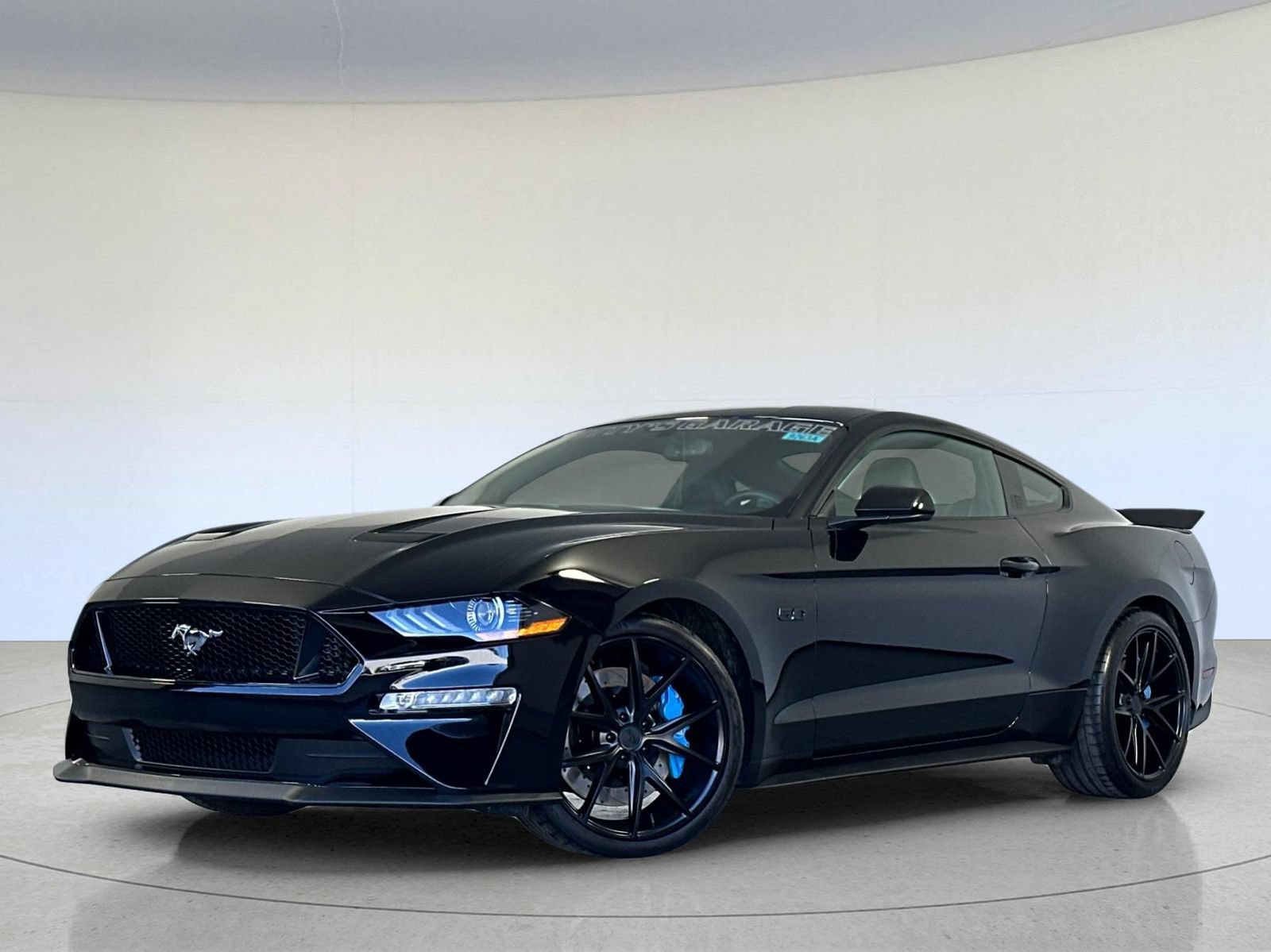 Used 2018 Ford Mustang GT w/ GT Performance Package RWD image 1