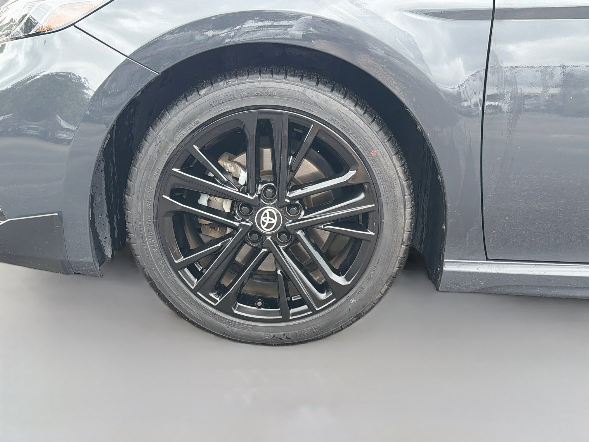 Used 2025 Toyota Camry SE FWD image 41