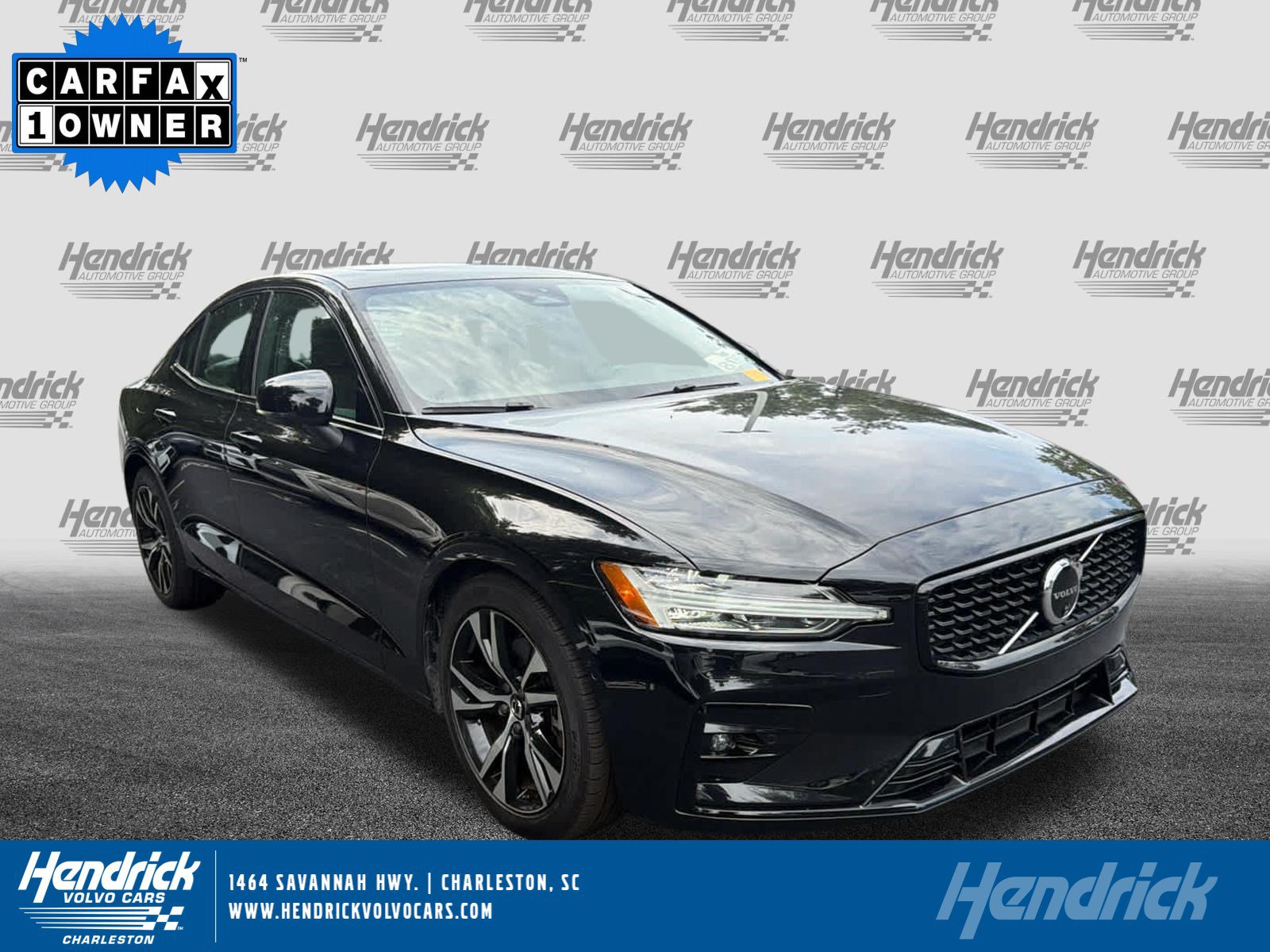 Used 2025 Volvo S60 B5 Plus FWD image 1
