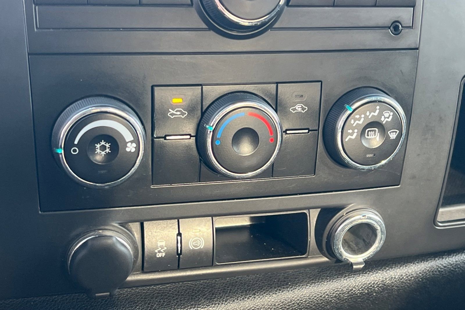 Used 2012 GMC Sierra 3500 SLE image 16