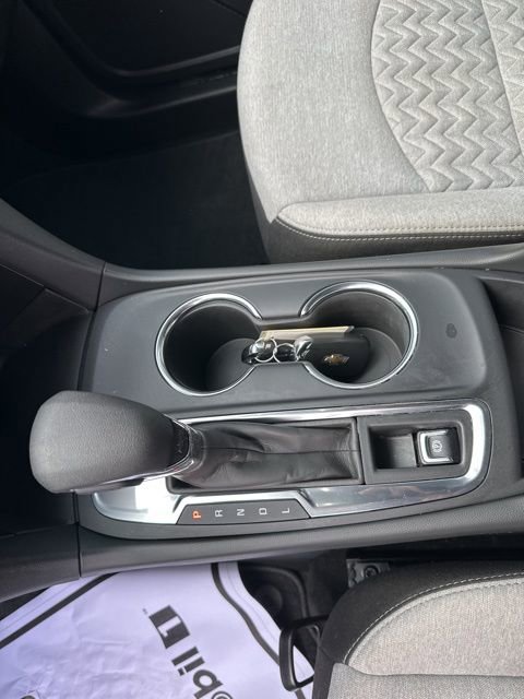 Used 2023 Chevrolet Equinox LS image 18