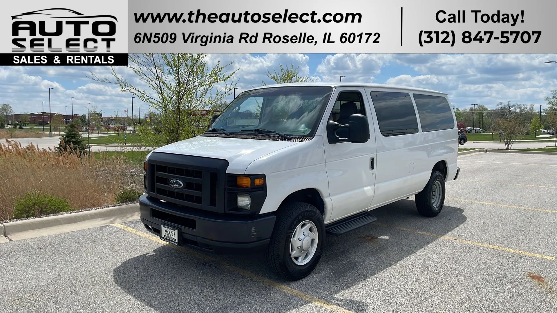 Used 2013 Ford E-350 and Econoline 350 Super Duty w/ Crew Van Pkg RWD image 1