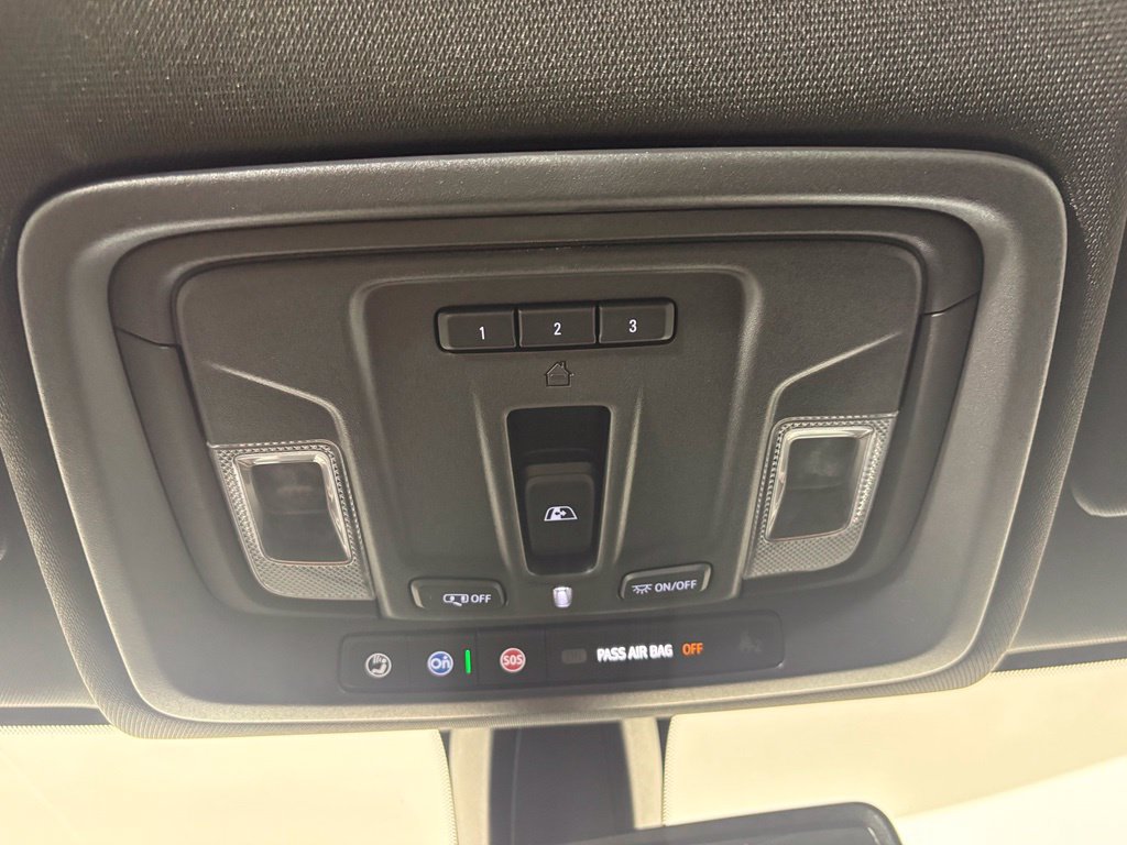 Used 2021 GMC Sierra 1500 AT4 w/ AT4 Premium Package AWD/4WD image 36
