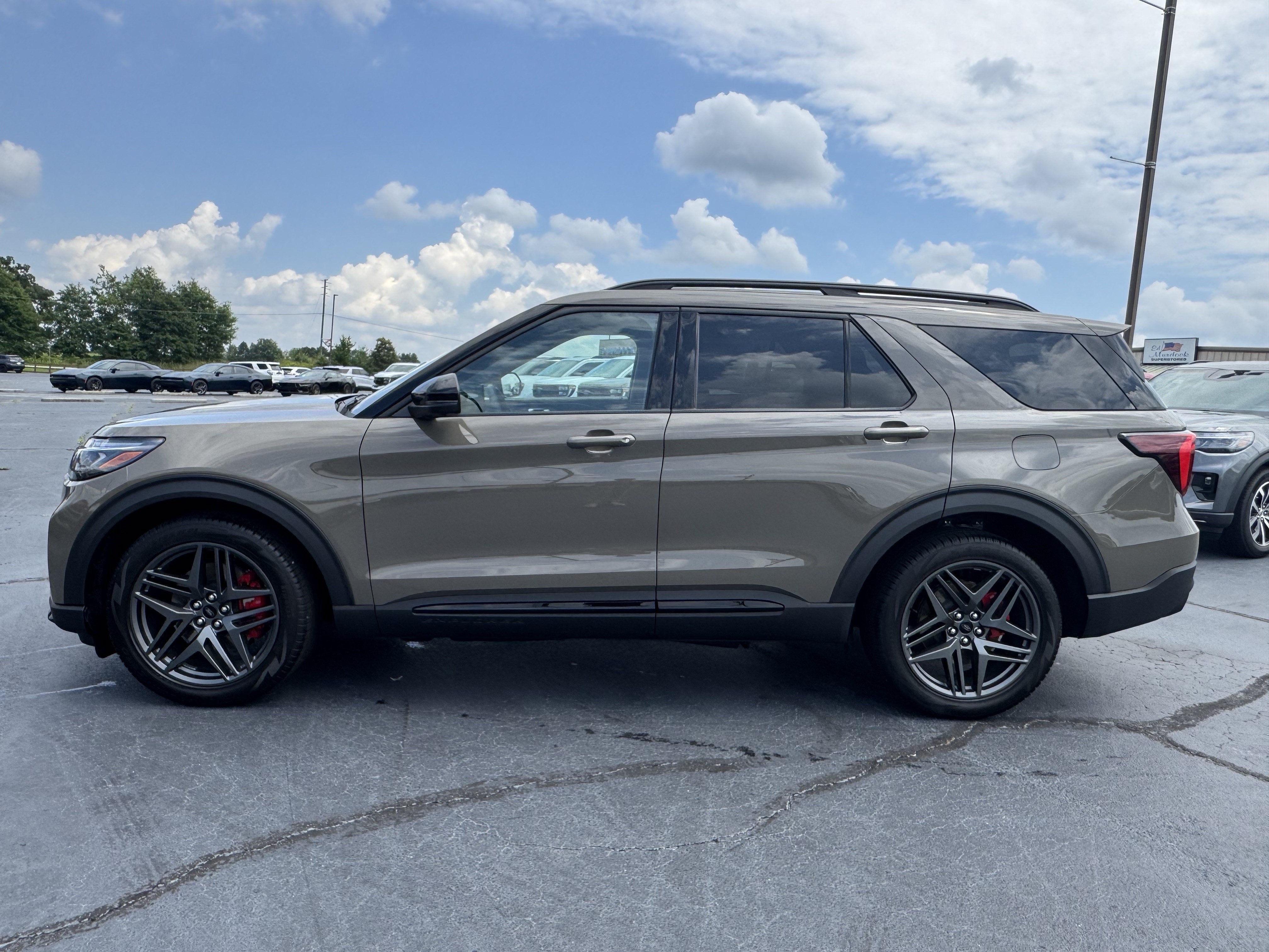 New 2026 Ford Explorer ST w/ Sun And Sound Package AWD/4WD image 8