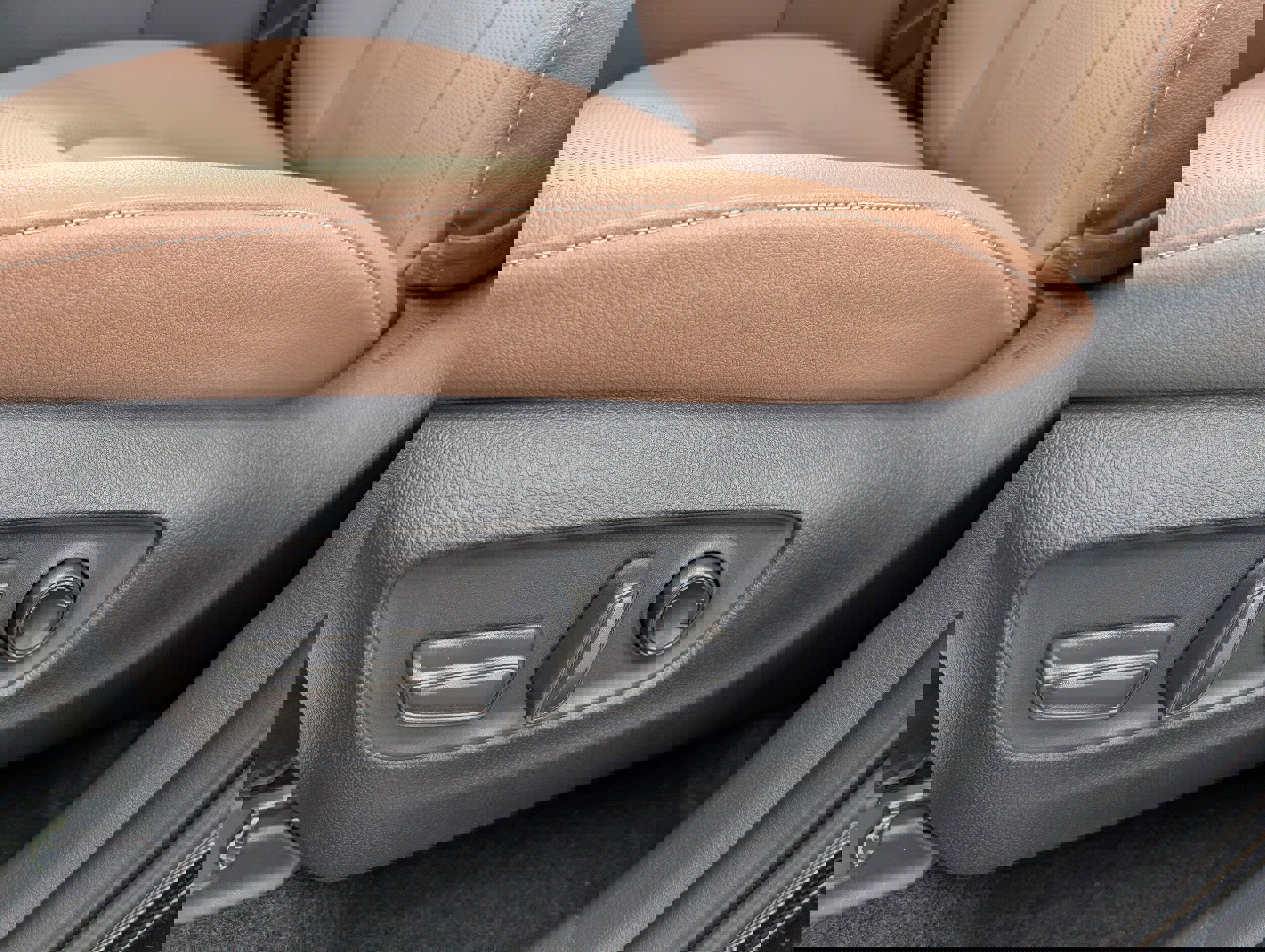 New 2026 Toyota Grand Highlander Platinum AWD image 11