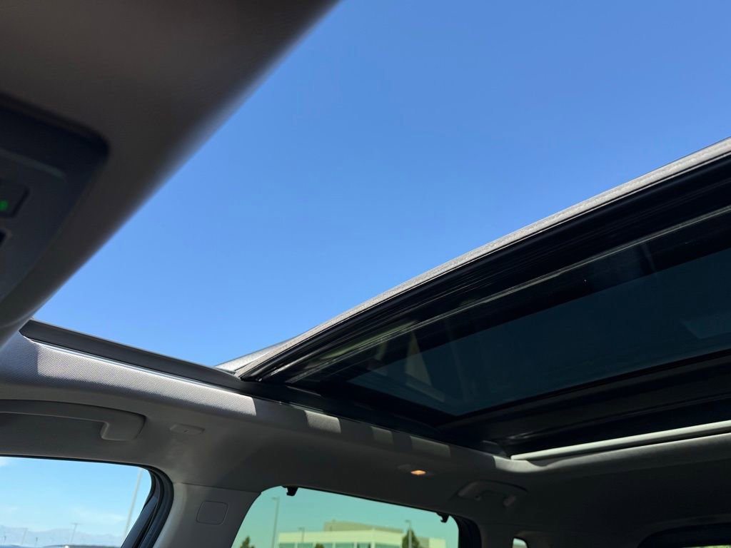 Used 2023 Nissan Rogue Platinum w/ Platinum Premium Package image 21