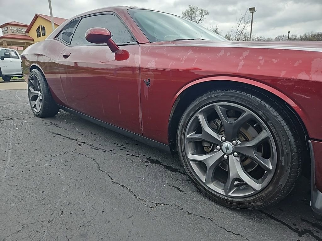 Used 2019 Dodge Challenger R/T image 7