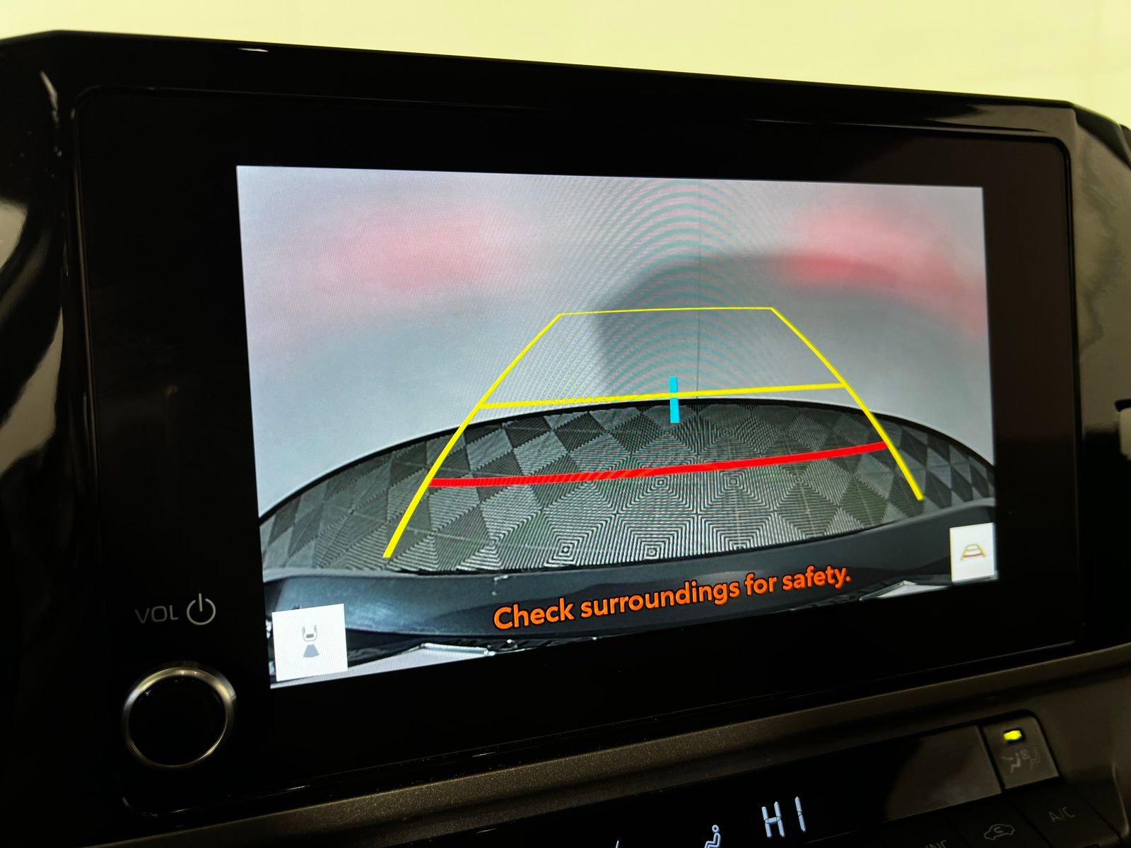 Used 2025 Toyota Camry LE image 18