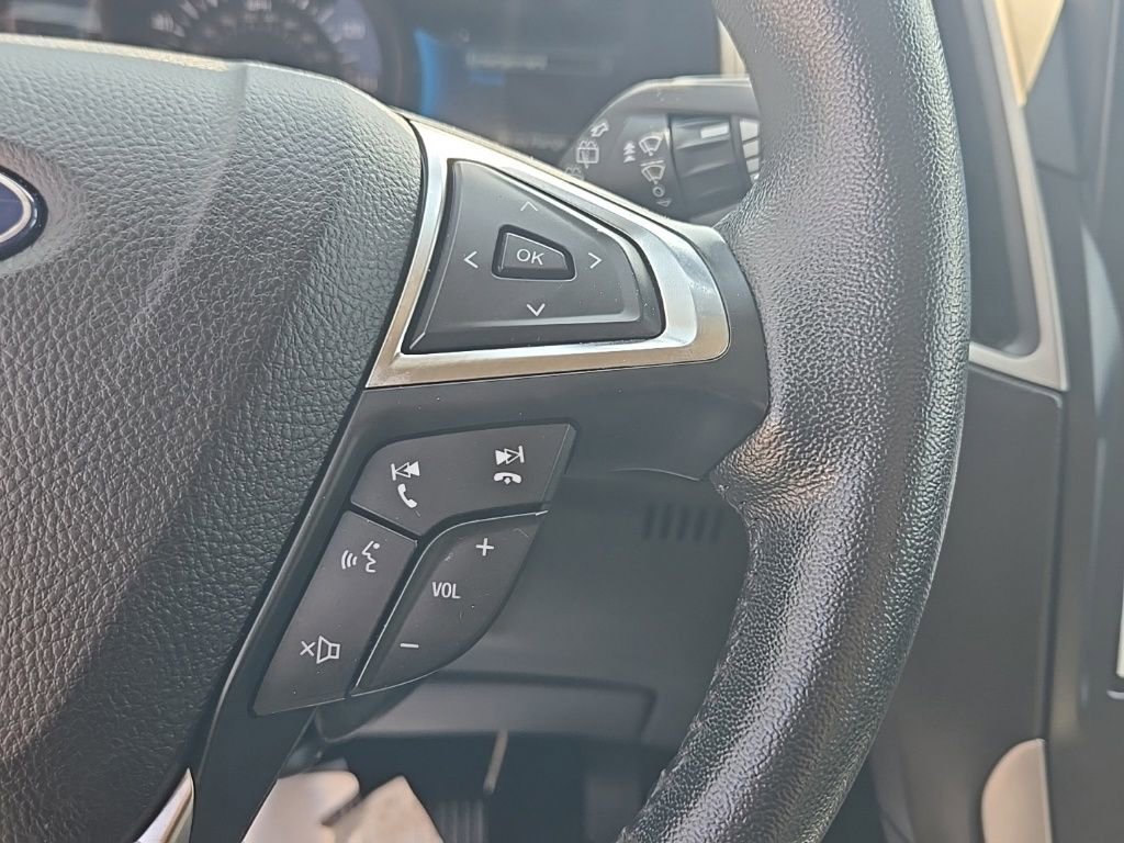 Used 2022 Ford Edge SEL image 17