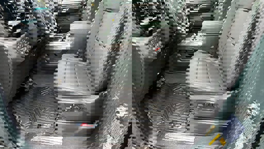 New 2026 Chevrolet Silverado 2500 LTZ w/ LTZ Convenience Package image 13