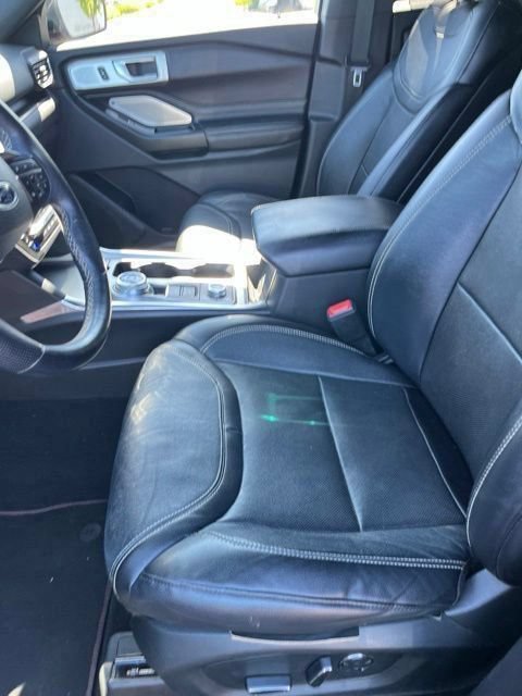 Used 2020 Ford Explorer ST w/ Premium Technology Package AWD/4WD image 13