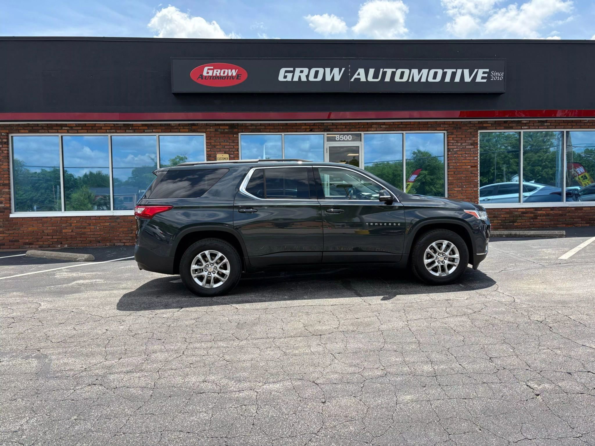 Used 2020 Chevrolet Traverse LT w/ Driver Confidence II Package image 63