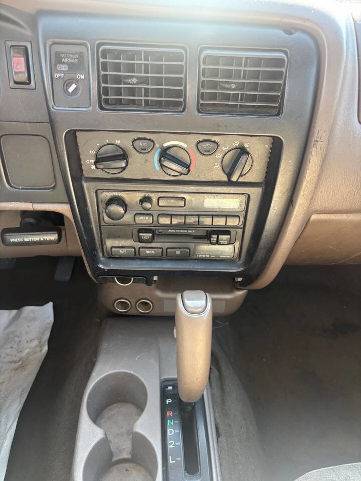 Used 2004 Toyota Tacoma 2WD Regular Cab image 18