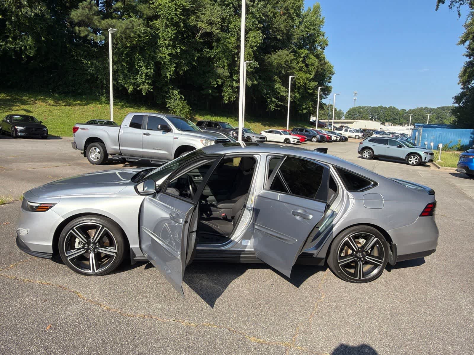 Used 2024 Honda Accord Sport image 18