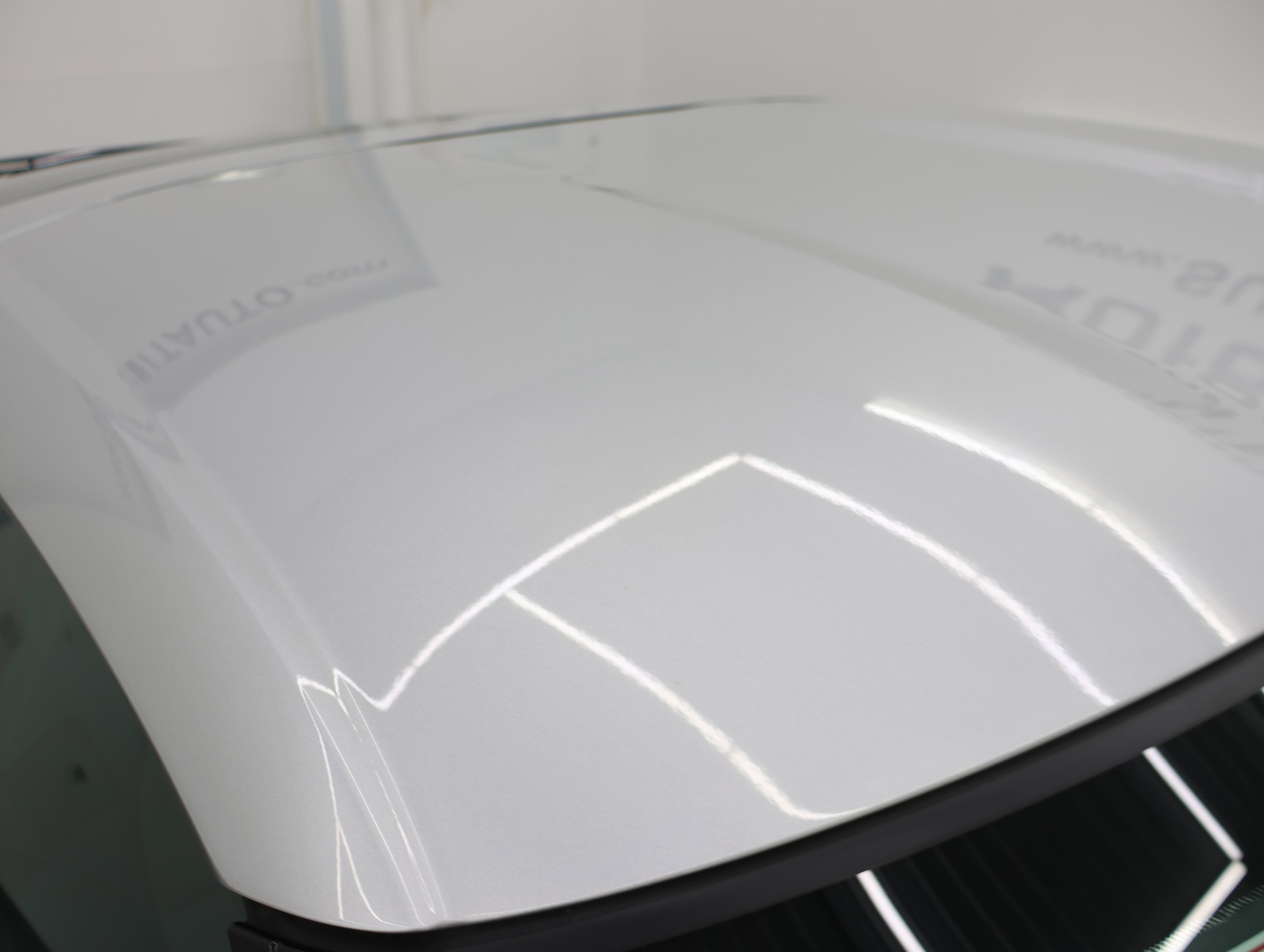 Used 2014 Chevrolet Corvette Stingray Coupe w/ 2LT Preferred Equipment Group RWD image 4