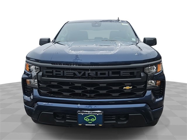 Used 2022 Chevrolet Silverado 1500 Custom image 1