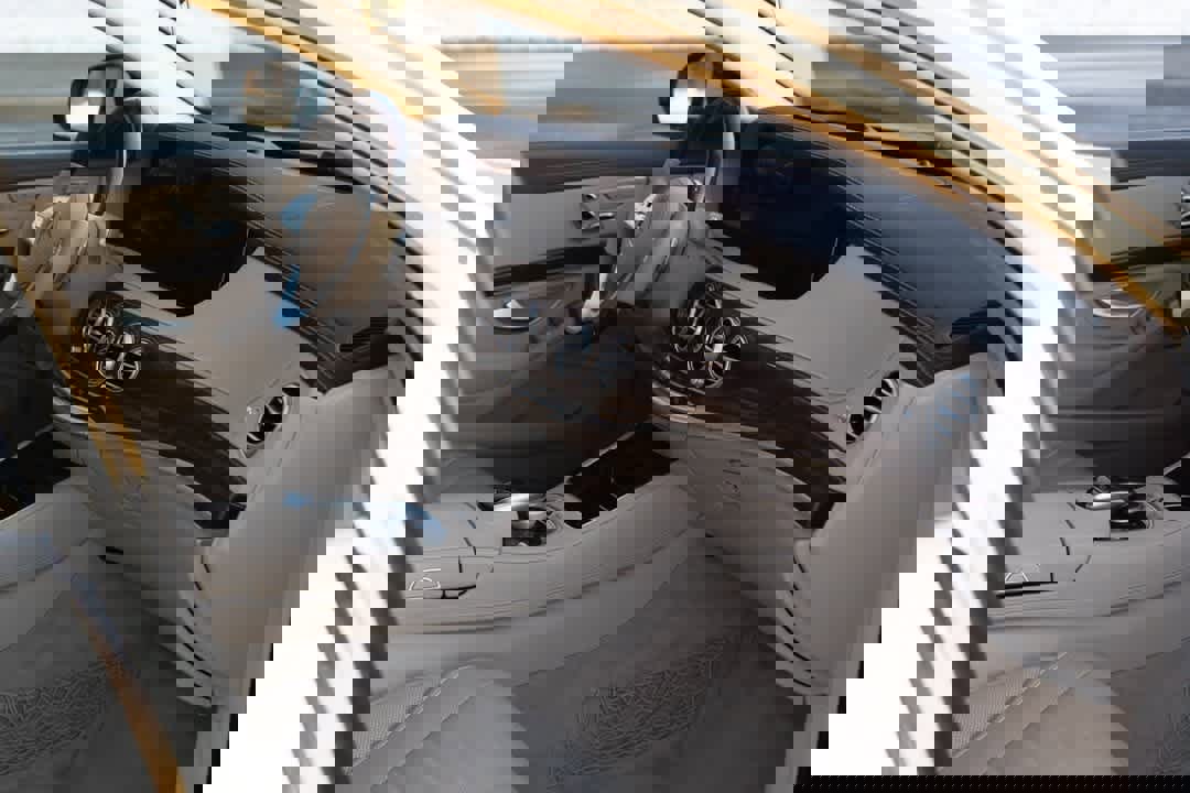 Used 2019 Mercedes-Benz S 560 4MATIC Sedan image 25