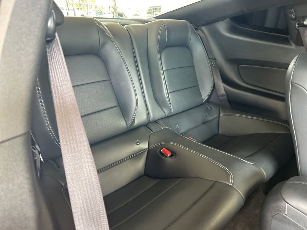 Used 2015 Ford Mustang GT Premium RWD image 27