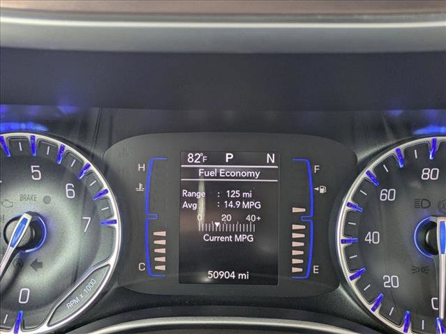 Used 2022 Chrysler Voyager LX FWD image 11