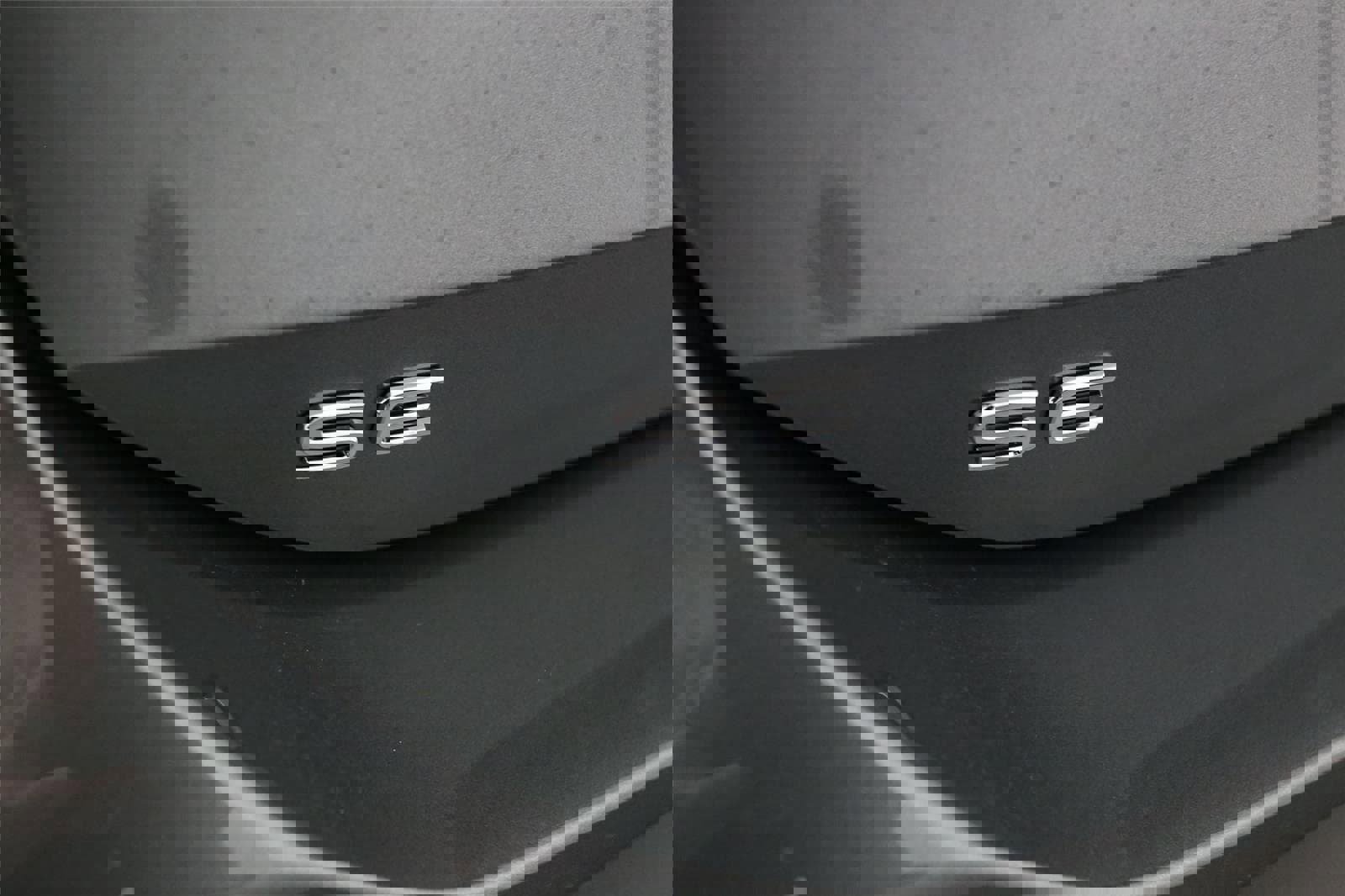 New 2025 Volkswagen Tiguan SE image 10