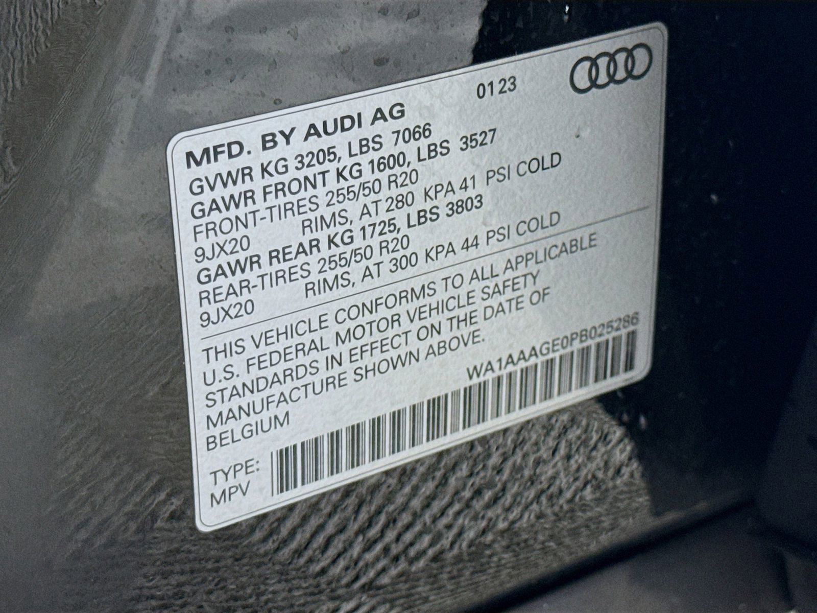 Certified 2023 Audi e-tron Premium w/ Convenience Plus Package image 32