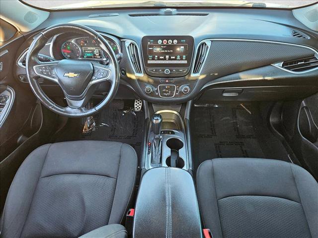Used 2017 Chevrolet Malibu LT w/ Driver Confidence Package image 15