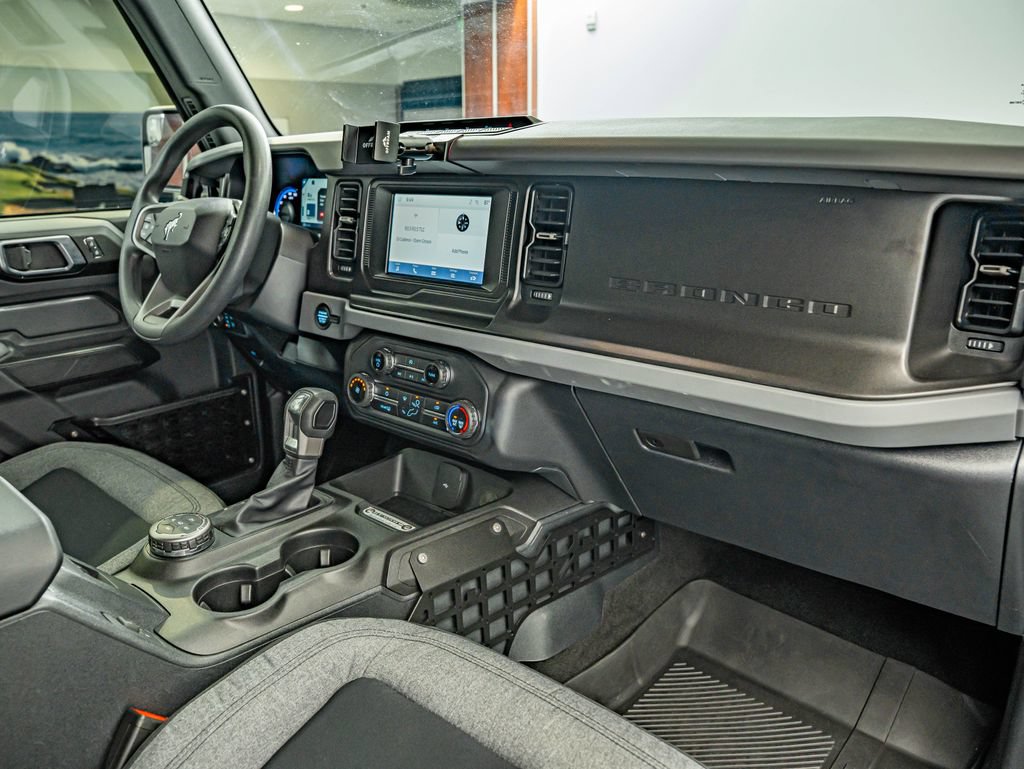 Used 2022 Ford Bronco 2-Door w/ Sasquatch Package AWD/4WD image 38