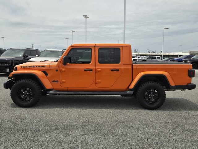 Used 2025 Jeep Gladiator Sport AWD/4WD image 4