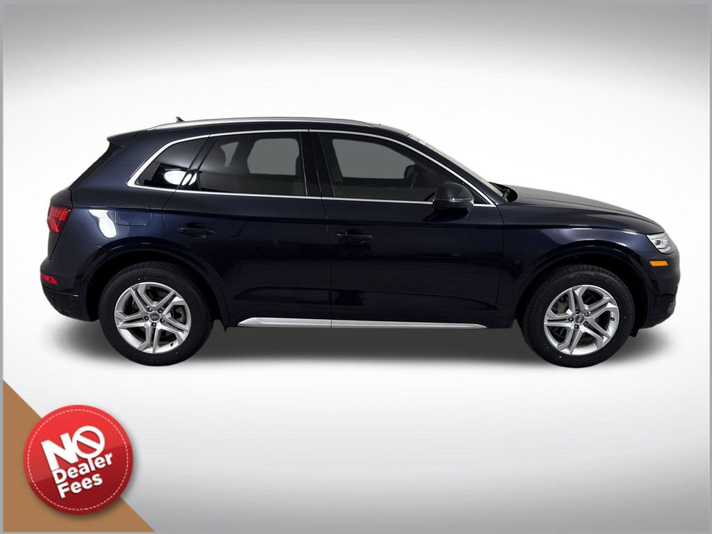 Used 2019 Audi Q5 2.0T Premium w/ Convenience Package AWD/4WD image 2